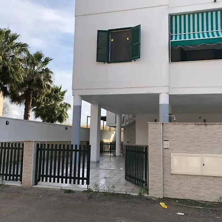 House Disco Praja בית נופש